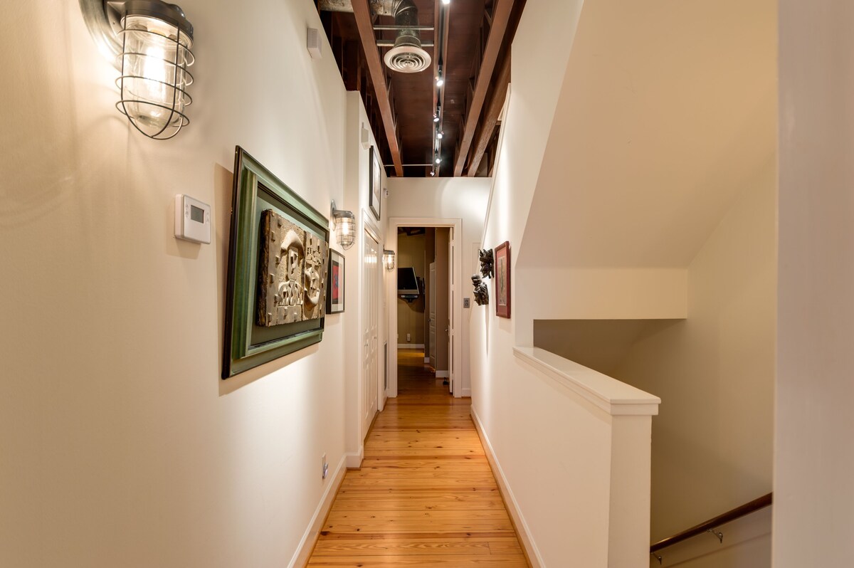 Photo 14 of Montrose NY Style Brick Home with a chef kitchen!