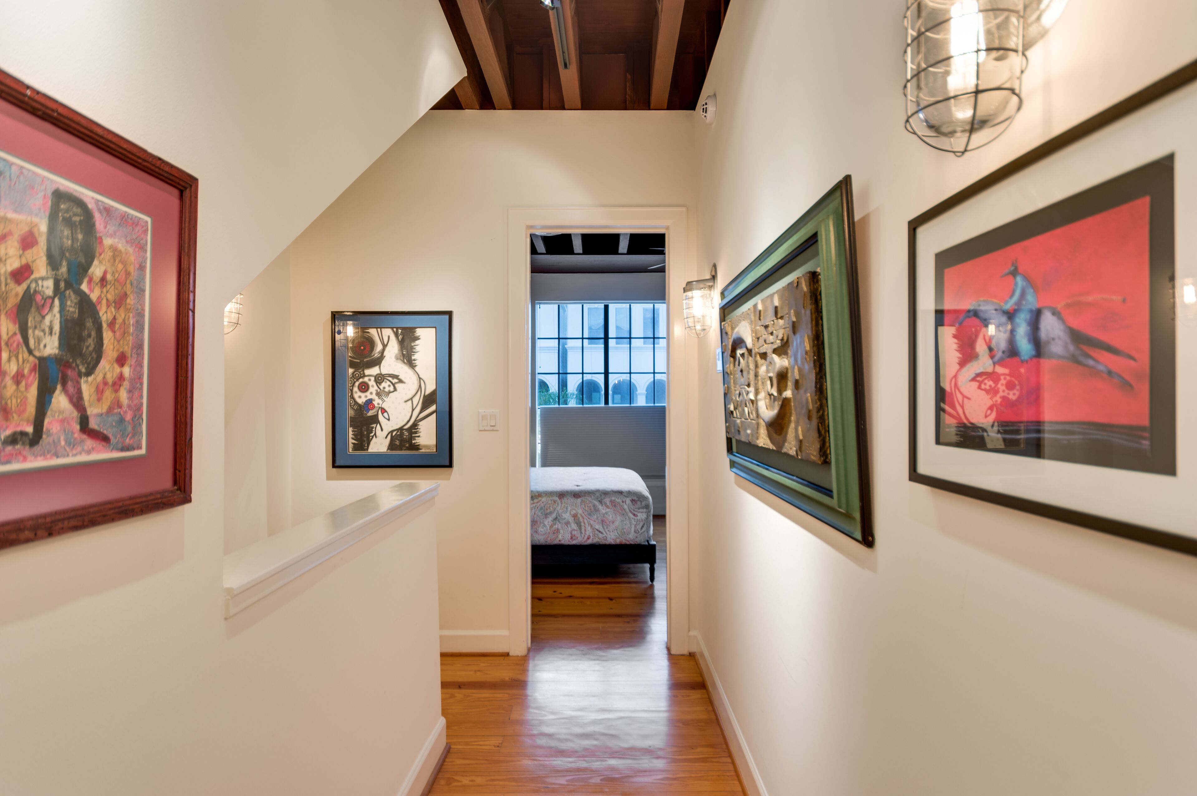 3 多间卧室、办公桌、熨斗/熨衣板、免费 WiFi