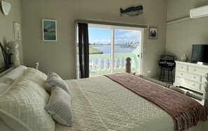 2 bedrooms, in-room safe, iron/ironing board, WiFi