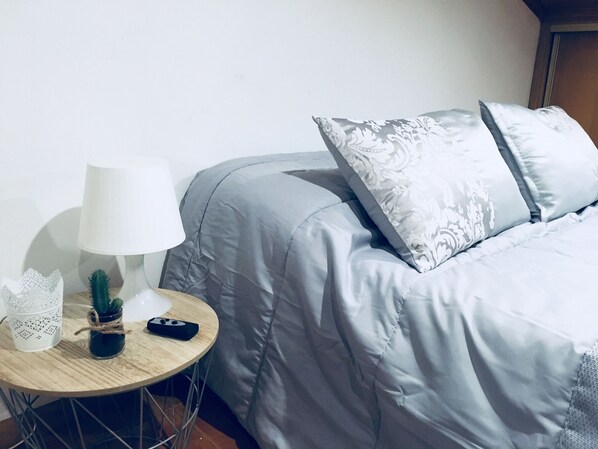 2 chambres, accès Internet, draps fournis