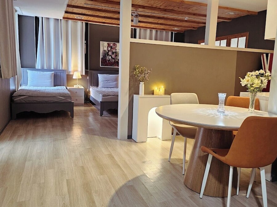 Matisse | Soundproofing, free WiFi, bed sheets