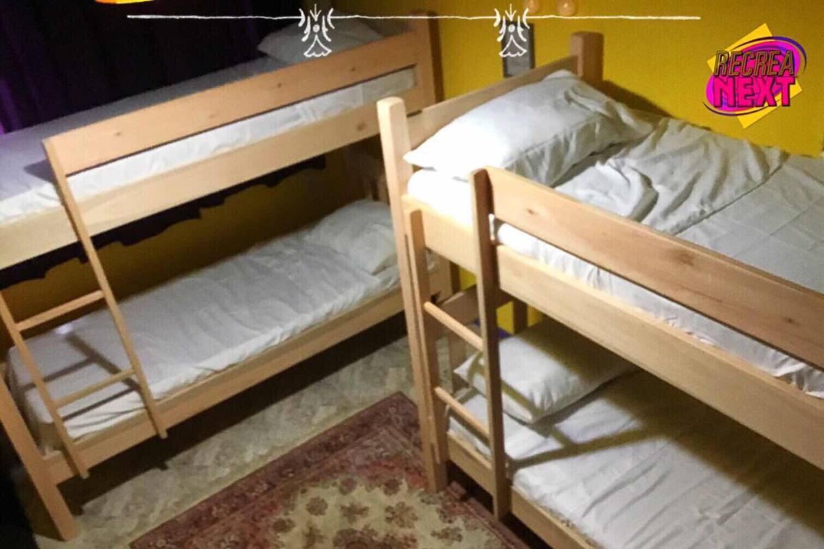 Minibar, cortinas blackout, wifi gratis y ropa de cama