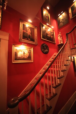 Staircase - Sunnyside Bed & Breakfast (Natchez)