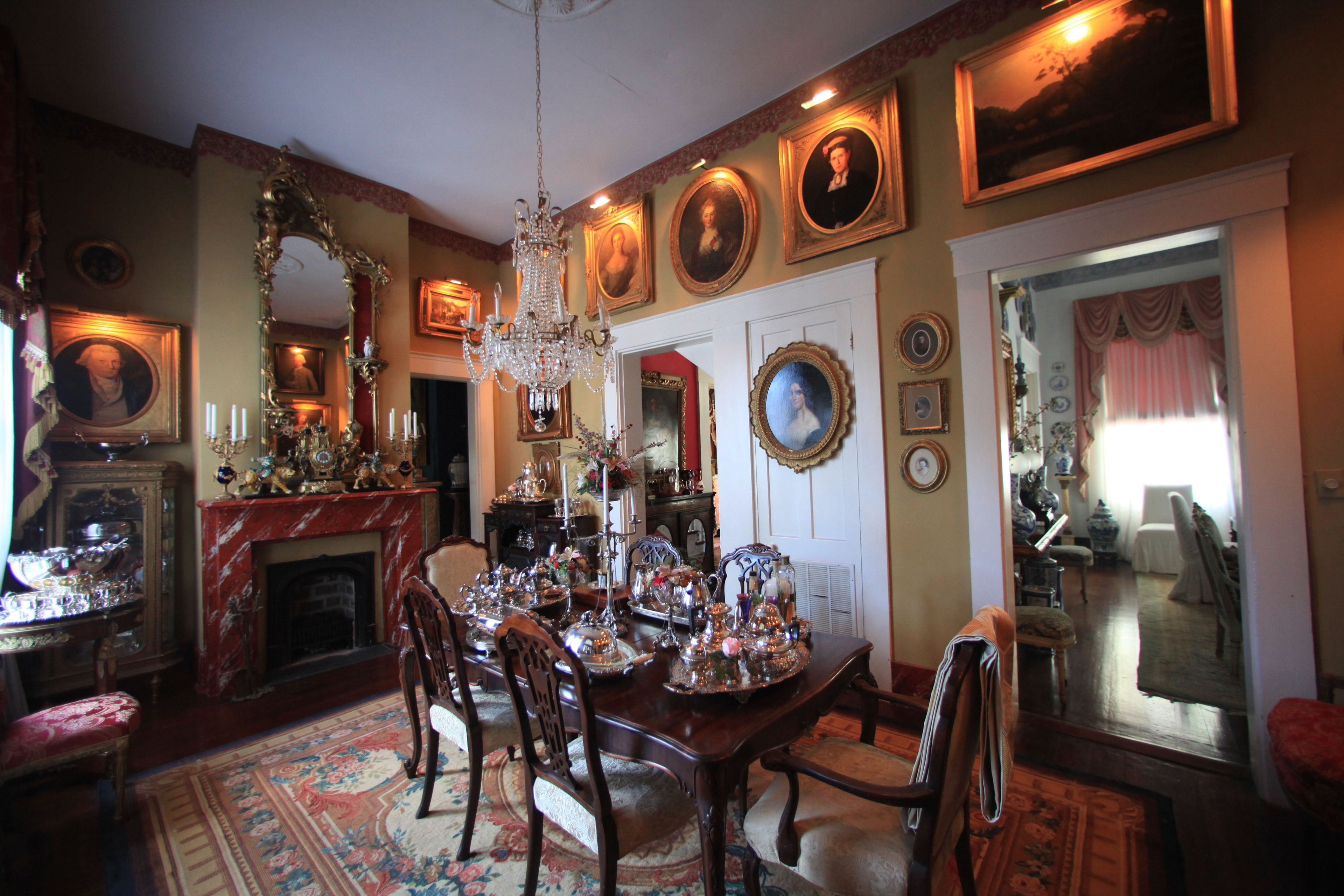 فطور كامل مجانًا يوميًا