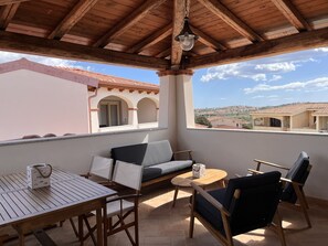 Outdoor dining - Residenza Limpiddu with Swimming Pool and Panoramic View - Recent, All Amenities (08020 Budoni)