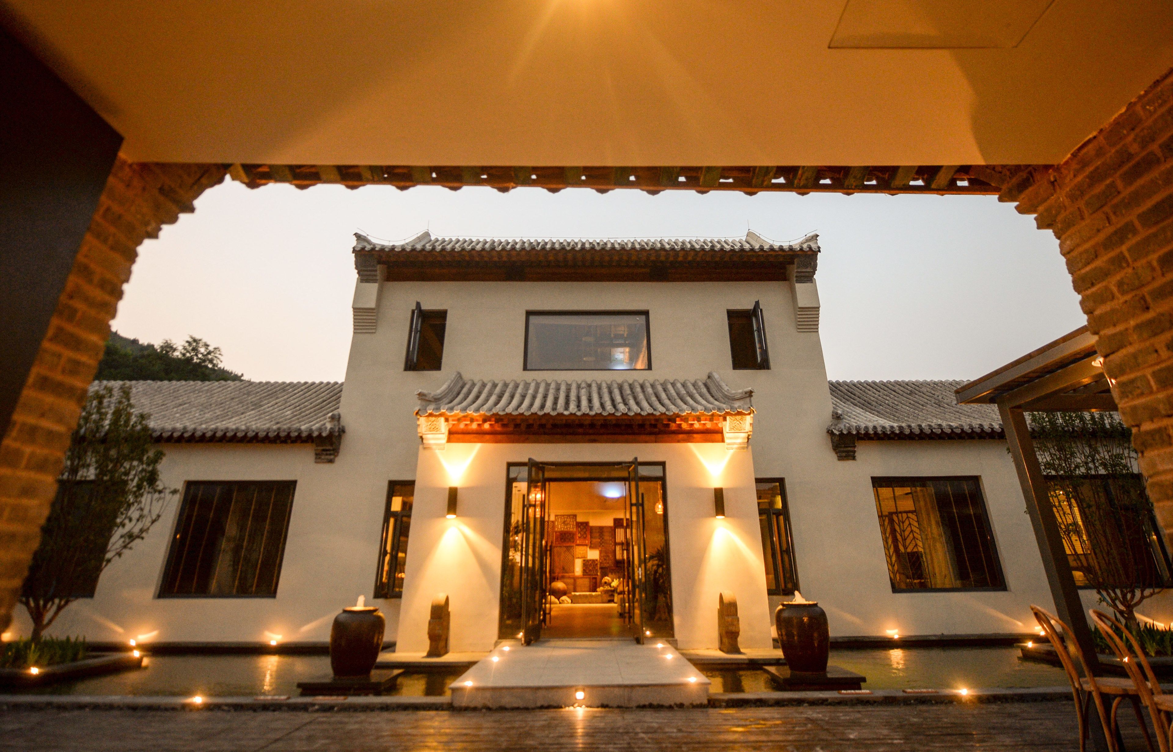 Front of property - evening/night