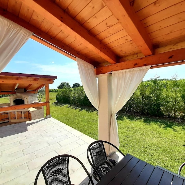 Terrace/patio - Family friendly Holiday House Villa Melian (Barban)