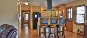 Beautiful Germantown Ranch CLOSE TO EVERYTHING!