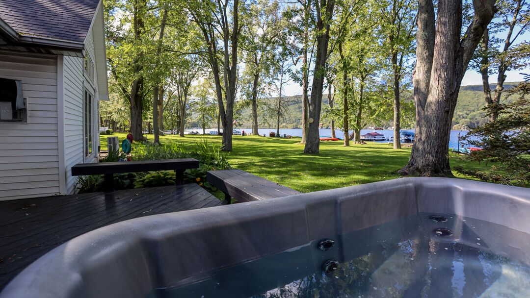 Bañera de hidromasaje exterior