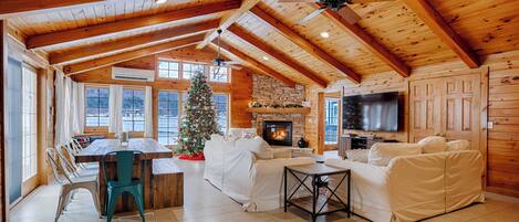 Smart TV, fireplace, DVD player