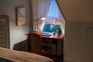 Interior - Unexpected Style in a Cosy, Convenient In-Town Apartment (Manchester Center)