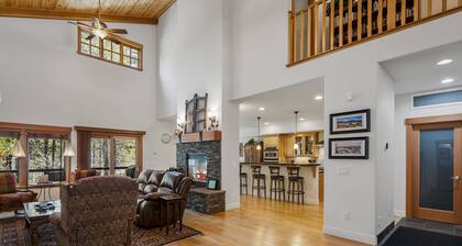 Family-Friendly Mountain Estate | 2 King Suites, Office, Near Lake, Beach & Town