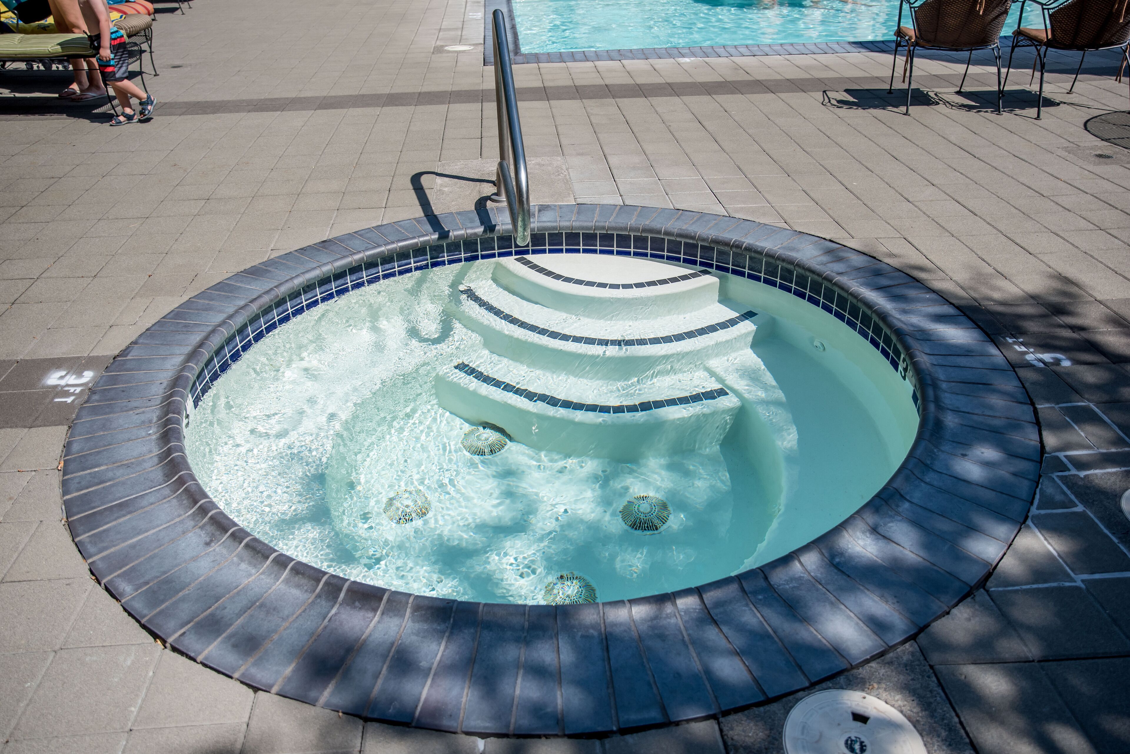 Piscine extérieure, piscine chauffée