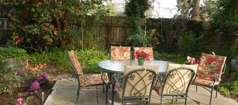 Beautifully restored 1922 craftsman bungalow in a prime Lodi wine tasting area