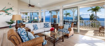 5-stjerners 180 graders utsikt mot hav, kystlinje og fjell, privat basseng / spa