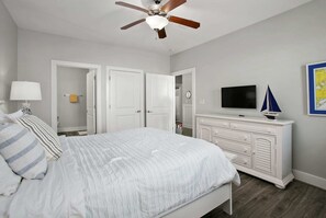 2 chambres, fer et planche à repasser, lit parapluie, Wi-Fi gratuit