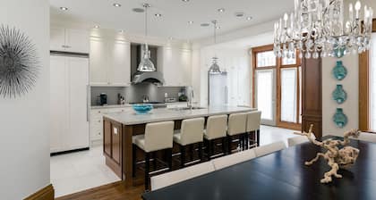 High Park Home ~ The perfect mix of old and new