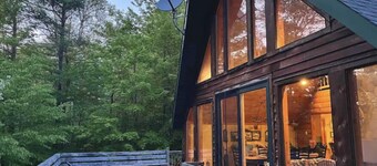 Dog-Friendly Family Retreat Cabin w/Gore Mt Views