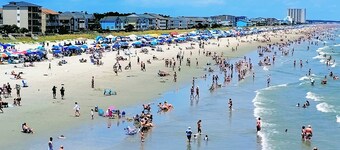 SurfsUp HiTide! Steps From The Beach!