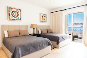 2 bedrooms, internet, bed sheets, wheelchair access