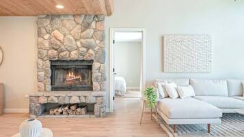Smart-TV, Kamin