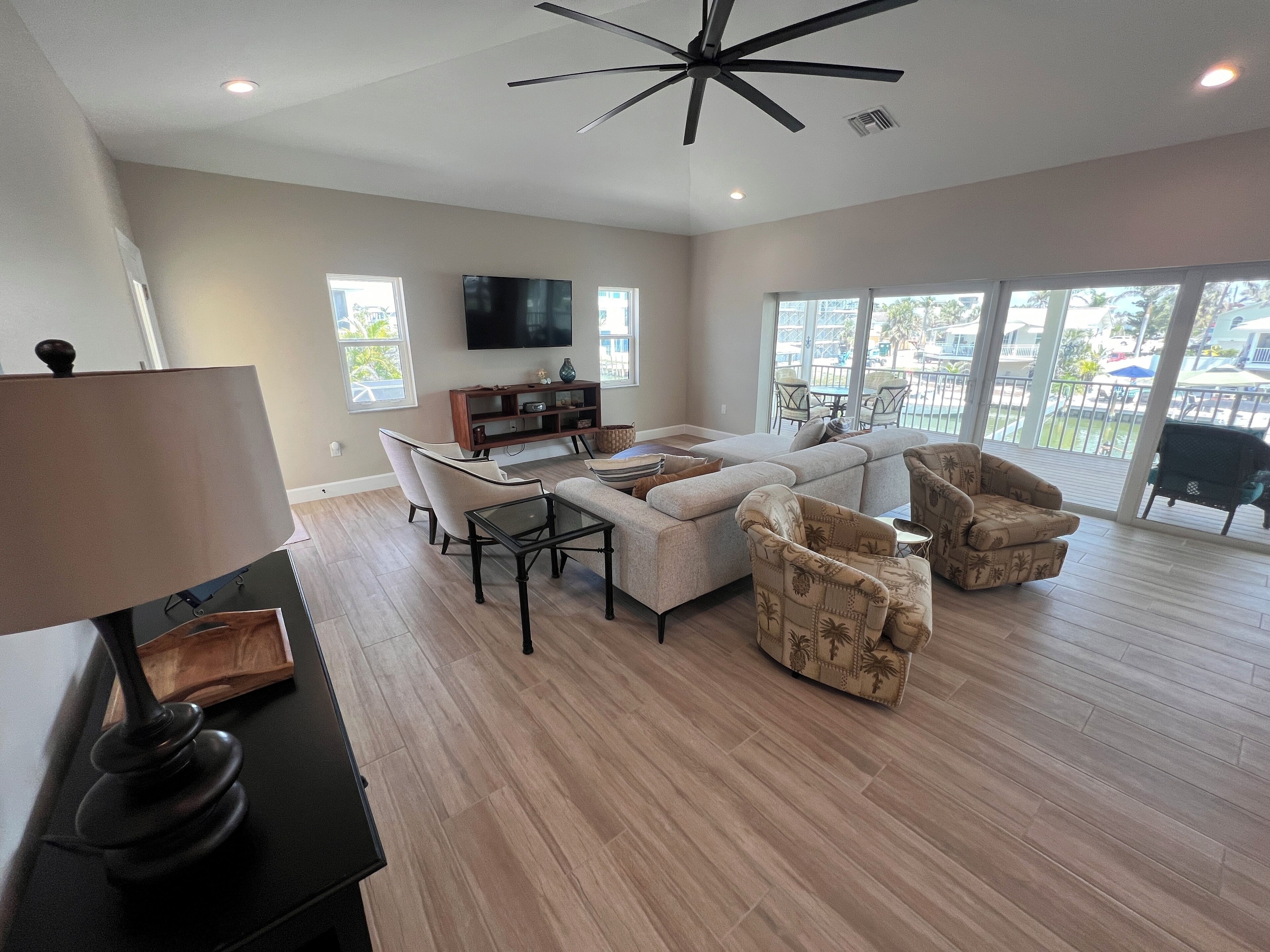 Smart-tv en een stereo