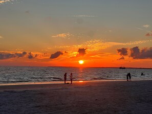 Sun-loungers, beach towels