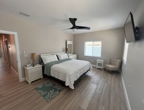 3 chambres, bureau, fer et planche à repasser, Wi-Fi gratuit