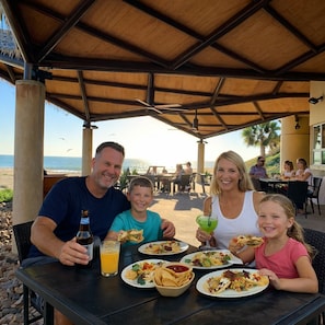Outdoor dining - Private Pool Villa with Mayan Palace Resort Access Sleeps 8 Pet Friendly Stays+ (puerto penasco)