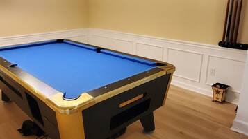 Spielezimmer