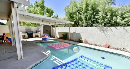 Resort style home w/ HEATED pool and spa