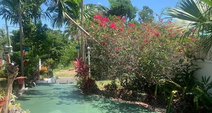 Amplia casa de 3 dormitorios con piscina, Wi-Fi, a 5 minutos de Cable Bea