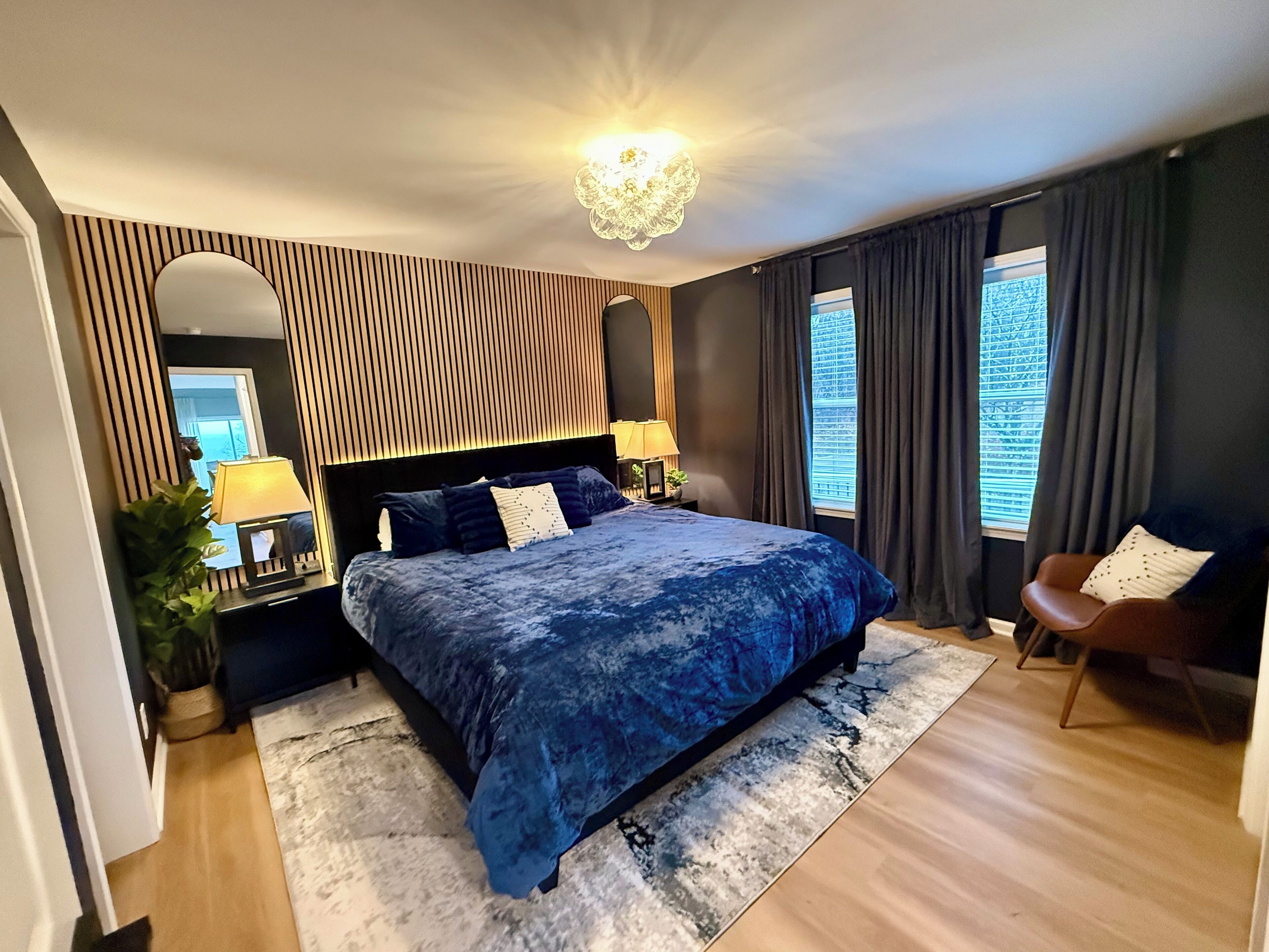 6 bedrooms, iron/ironing board, free WiFi, bed sheets