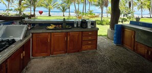 Property grounds - Air conditioner in all the bedrooms, swimming pool, experience the pura vida! (Guanacaste)