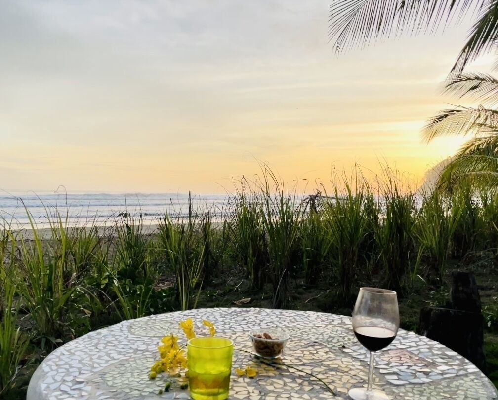 屋外ダイニングエリア