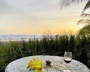 Outdoor dining - Air conditioner in all the bedrooms, swimming pool, experience the pura vida! (Guanacaste)