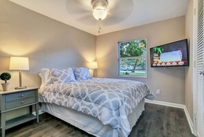 4 bedrooms, iron/ironing board, travel cot, WiFi