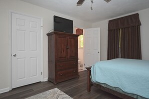 3 sovrum, skrivbord, strykjärn/strykbräda och wi-fi