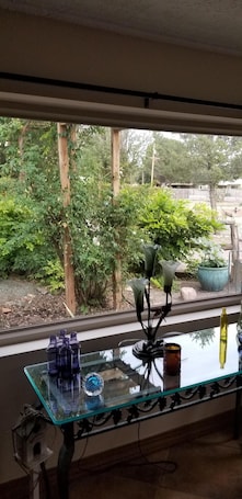 Interior. Charming three room casita in the heart of Los Ranchos de ABQ - Pets Welcome