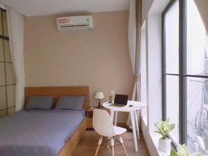 2 bedrooms, desk, free WiFi, bed sheets - Min Apartment (Ho Chi Minh City)