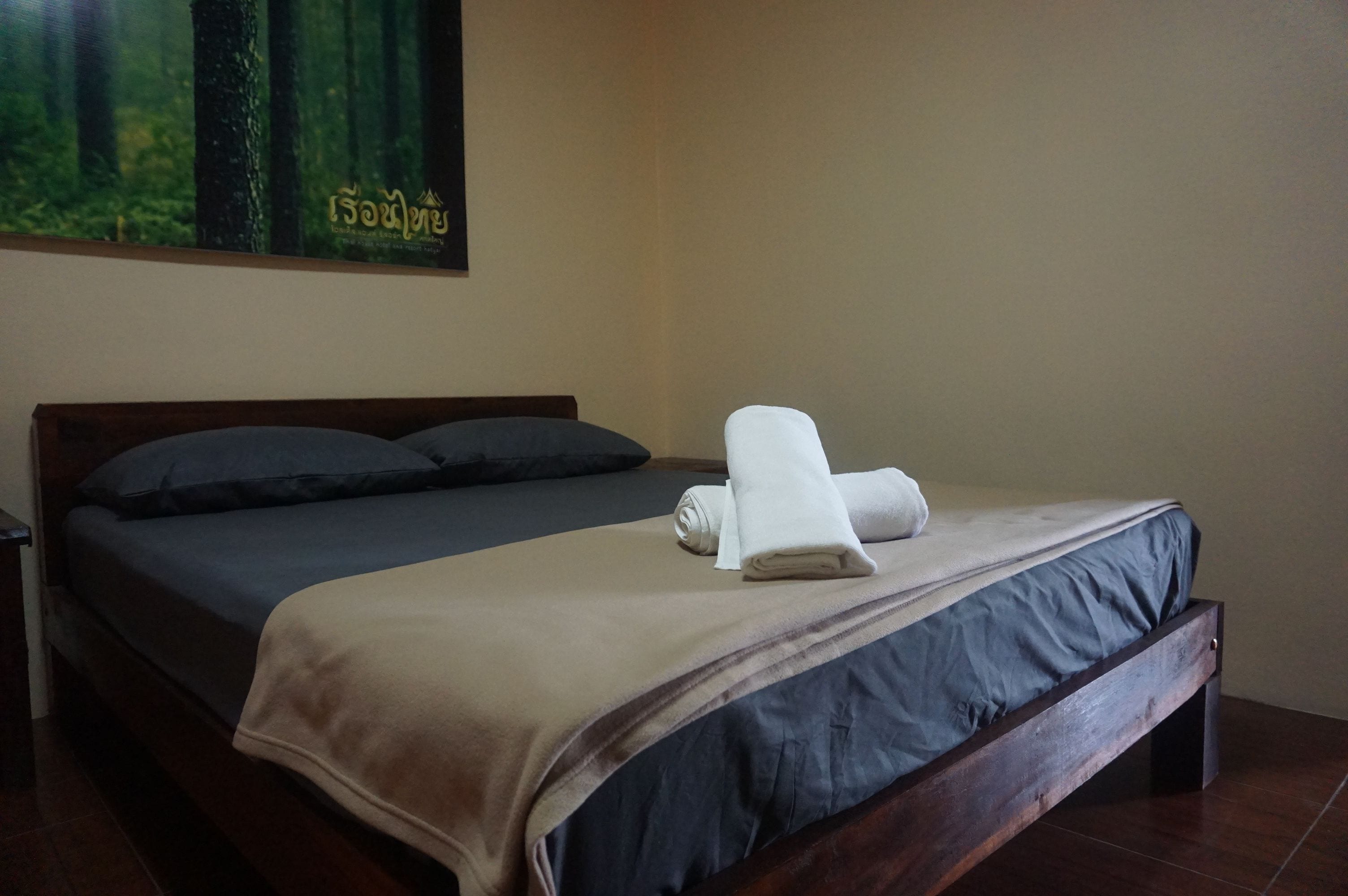 高级双人房 | 迷你吧、免费 WiFi