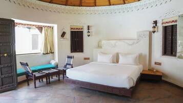 Deluxe Room | Premium bedding, in-room safe, individually decorated