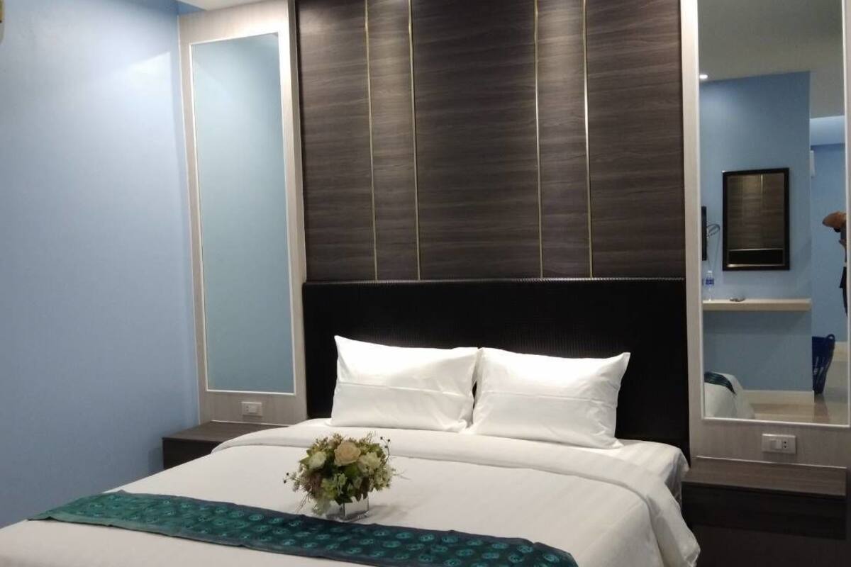 deluxe single room | free wifi