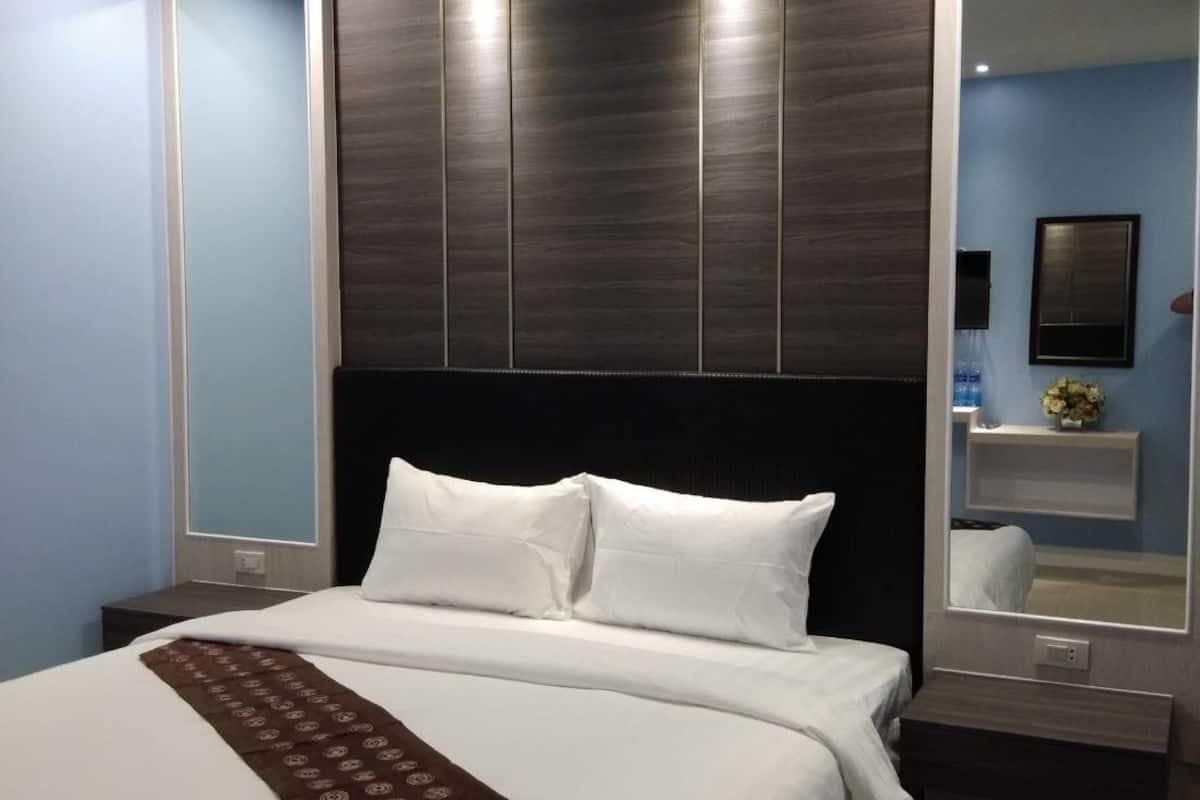 deluxe single room | free wifi