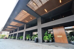 Fachada de la propiedad
