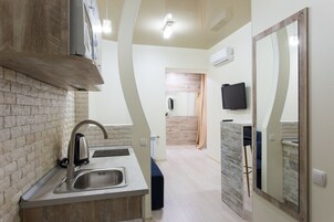 标准公寓, 无烟房 | 隔音、熨斗/熨板、免费 WiFi、床单