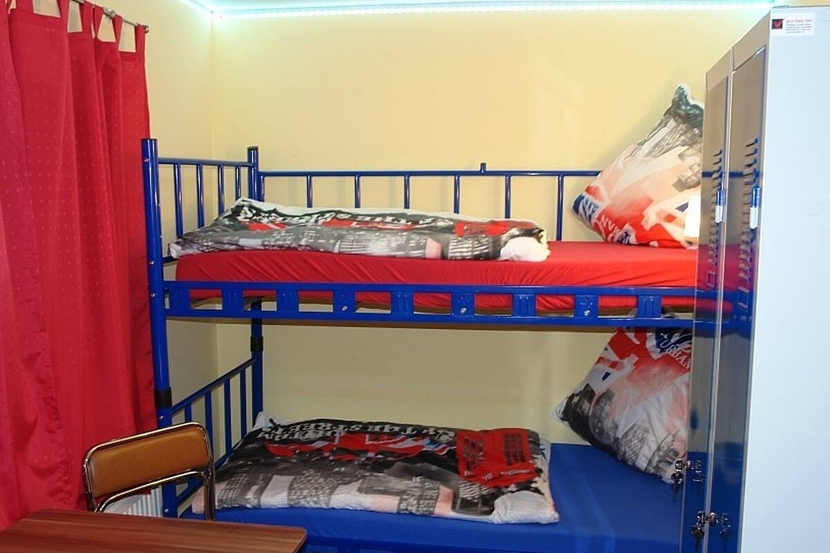 Desk, free WiFi, bed sheets