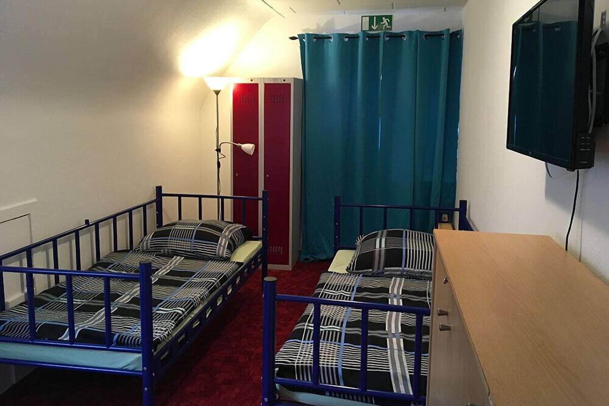 Desk, free WiFi, bed sheets