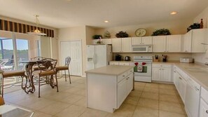 Family Villa, Garden Area | Shared kitchen