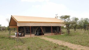 Exterior - Serengeti Tanzania Bush Camps (Serengeti)